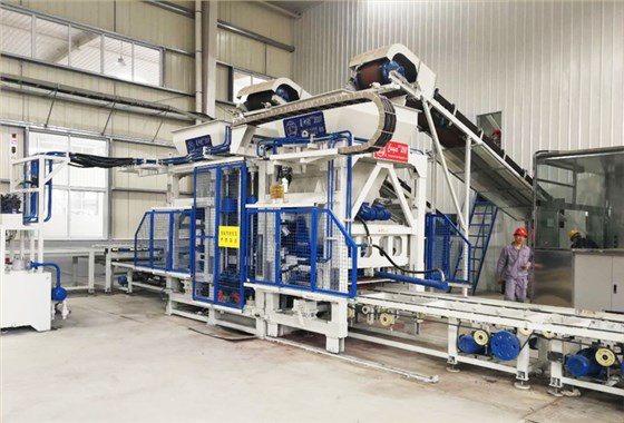 全自動(dòng)制磚設(shè)備
