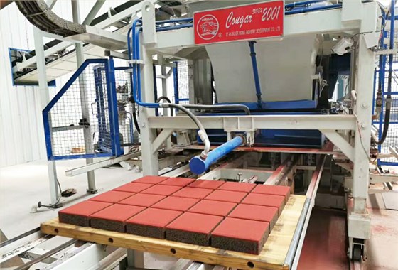 透水磚制磚機械