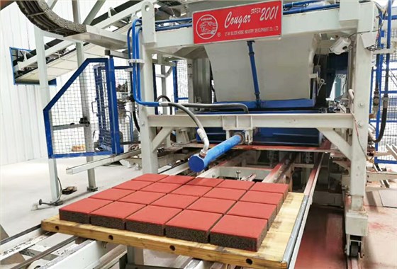 全自動(dòng)制磚機(jī)設(shè)備