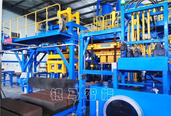 PC磚機(jī)械設(shè)備：西安銀馬砌塊磚機(jī)2019年的技術(shù)突破！
