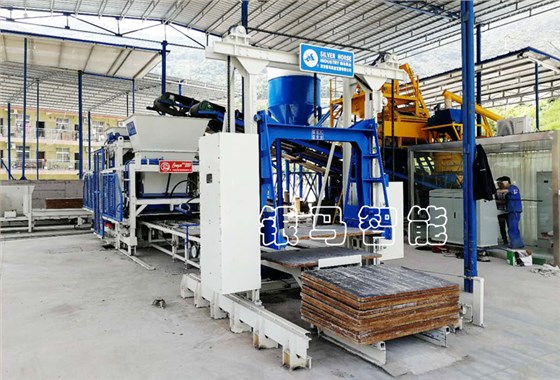 便道磚生產(chǎn)設備：免燒磚機轉型升級的目標是價值定位！