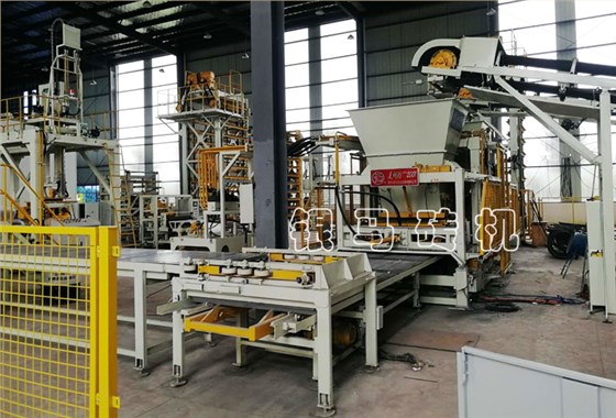 免燒透水磚設(shè)備：免燒磚機如何降低設(shè)備維修成本和事故風(fēng)險？