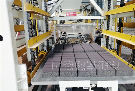 &ldquo;兩會&rdquo;提出生態(tài)&ldquo;自我平衡&rdquo; 透水磚機成新一輪環(huán)保建材主角