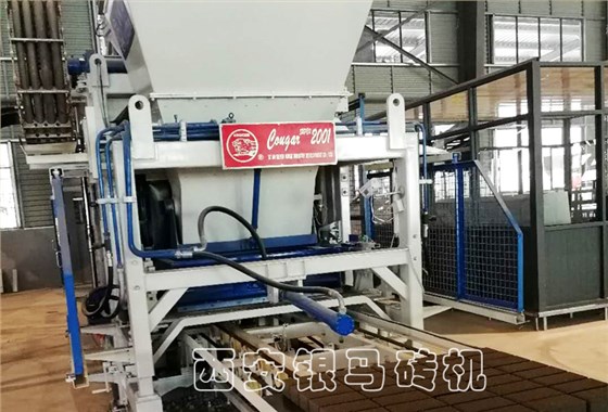 新型透水磚機生產(chǎn)線日常使用規(guī)范與配套系統(tǒng)組成有哪些？