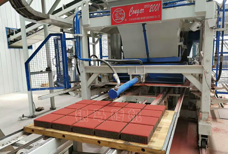 路面透水磚機(jī)