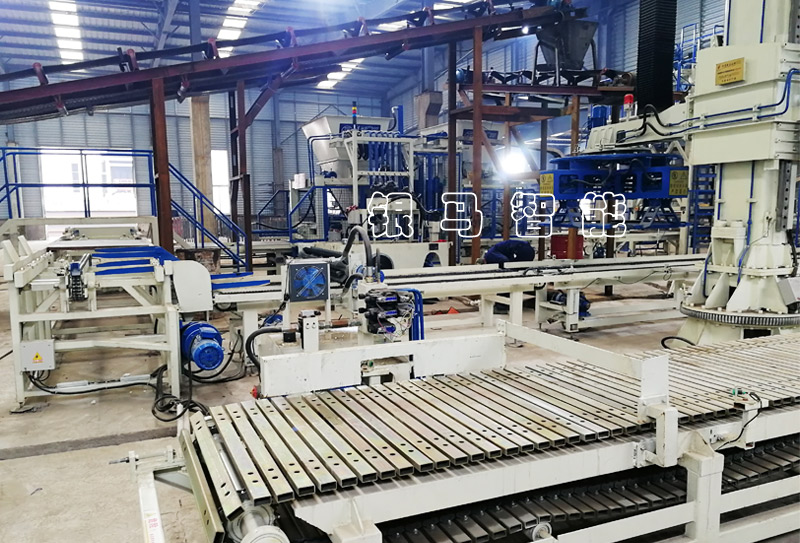 空心磚制磚機生產(chǎn)線：齒輪減速機的不同種類及優(yōu)點！