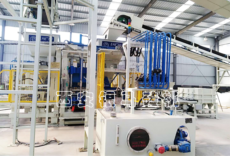 西安銀馬全自動(dòng)透水磚機(jī)：看得見的污染，看得見的環(huán)保！