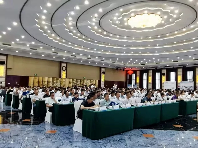 縣域礦業(yè)綠色高質量發(fā)展百人論壇在陜西榆林閉幕 院士專家共話礦區(qū)生態(tài)修復治理