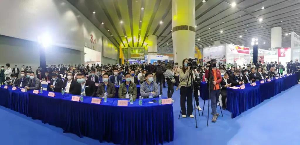 第七屆廣州國(guó)際砂石技術(shù)與設(shè)備展完美收官 西安銀馬在展會(huì)深受關(guān)注