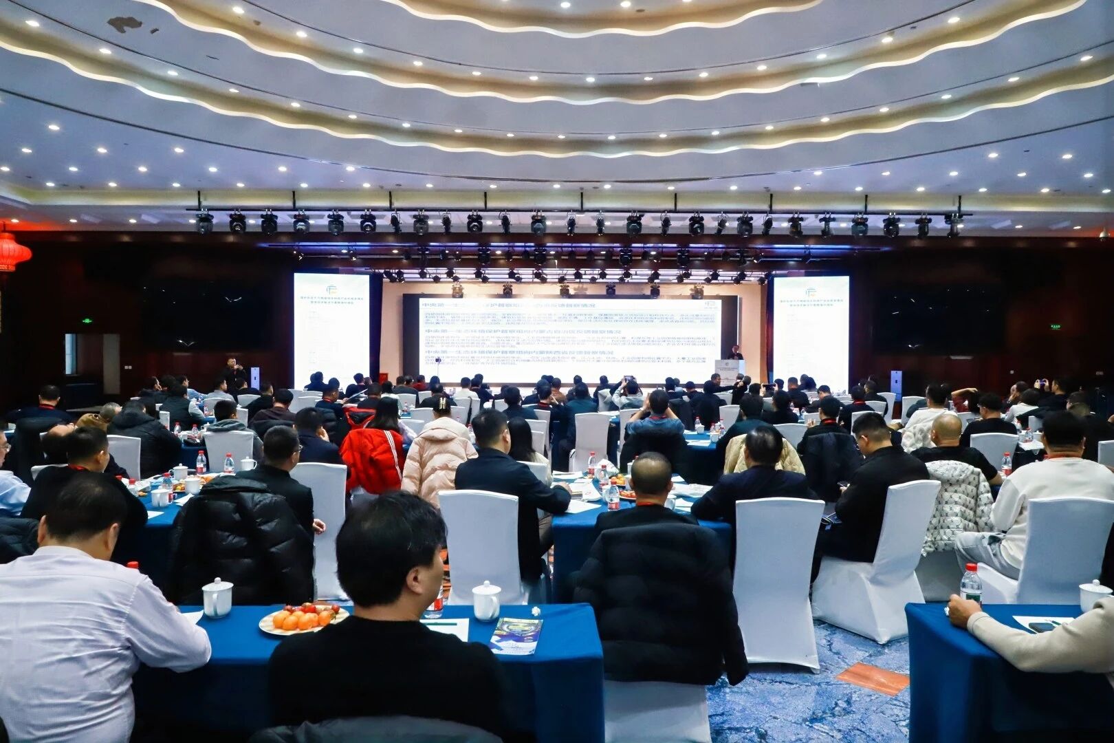 西安銀馬參加煤碳資源型城市煤矸石百千萬(wàn)噸級(jí)產(chǎn)業(yè)化項(xiàng)目技術(shù)方案精準(zhǔn)對(duì)接會(huì)